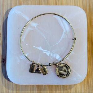 Made in the USA American flag Gold Charm Bangle Bracelet